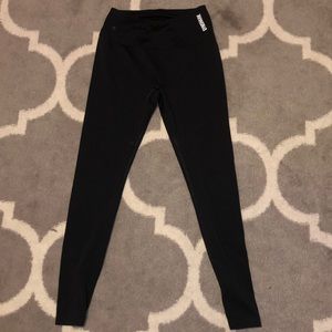 Black Gymshark leggings